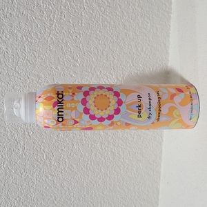 Amika Perk Up Dry Shampoo